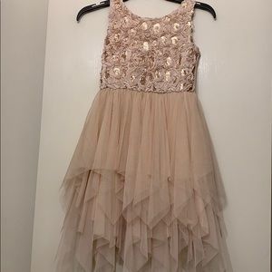 Girls dress